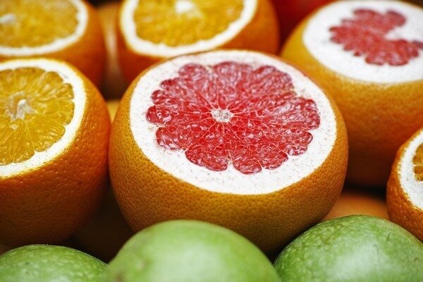 Ravimite ja apelsinimahla joomine on võrdselt ohtlik. (Foto: Pixabay.com)