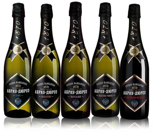 Champagne "Abrau-Durso" - kolmanda koha esikolmikus ekspertide arvamust Roskontrolya.