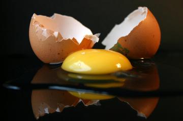Kuidas eraldada valke munakollased. Mõned näpunäited alates saia