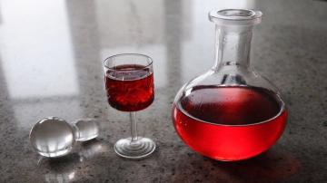 Cranberry puuviljalikööri viina või alkoholi