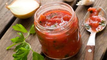 Salat tomati talveks: Top 3 retseptid